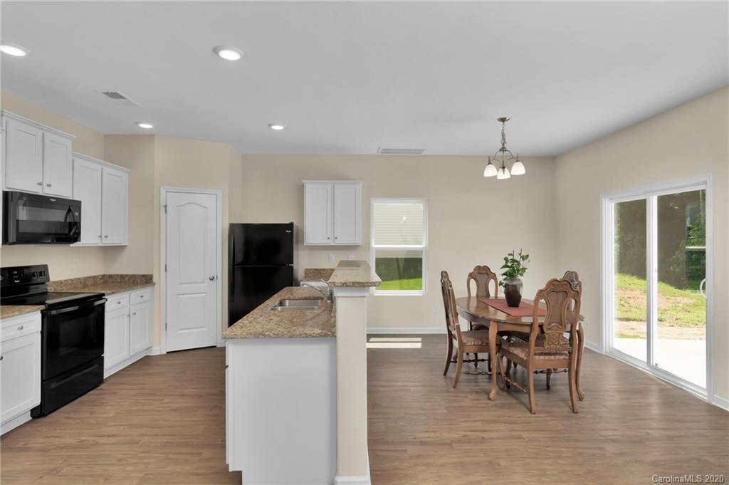 9524 Weikert Road Charlotte, NC 28215 - Photo 9 of 28 Gallery Image 9