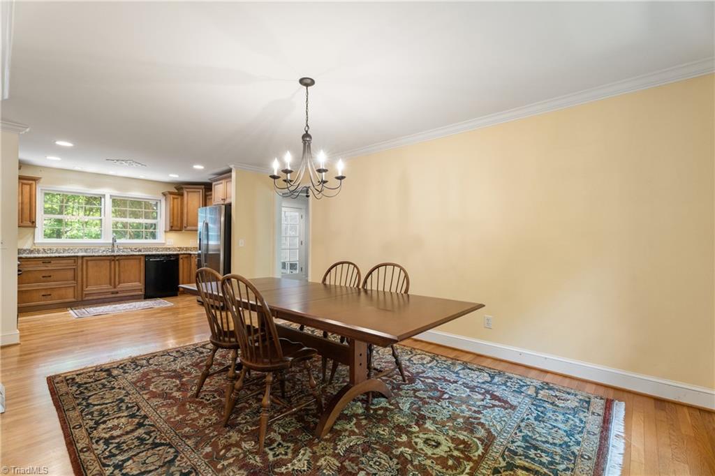 2460 Vincent Road Winston-Salem, NC 27106 - Photo 9 of 41