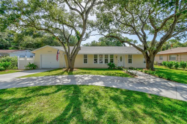 $5,500 | 13074 23rd Avenue North, Palm Beach Gardens, FL 33410