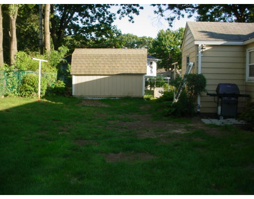 246 Mandalay Road Chicopee, MA 01020 - Photo 14 of 14 Gallery Image 14