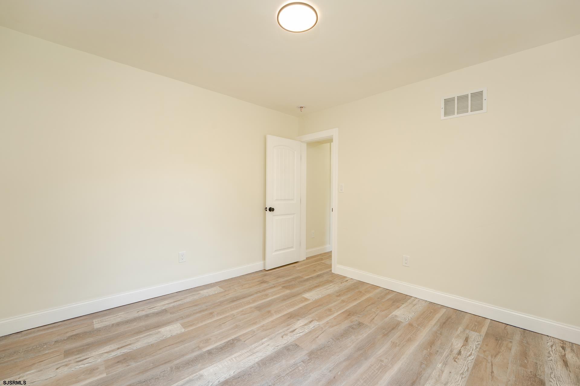 1013 New Road Northfield, NJ 08225 - Photo 14 of 31 Gallery Image 14