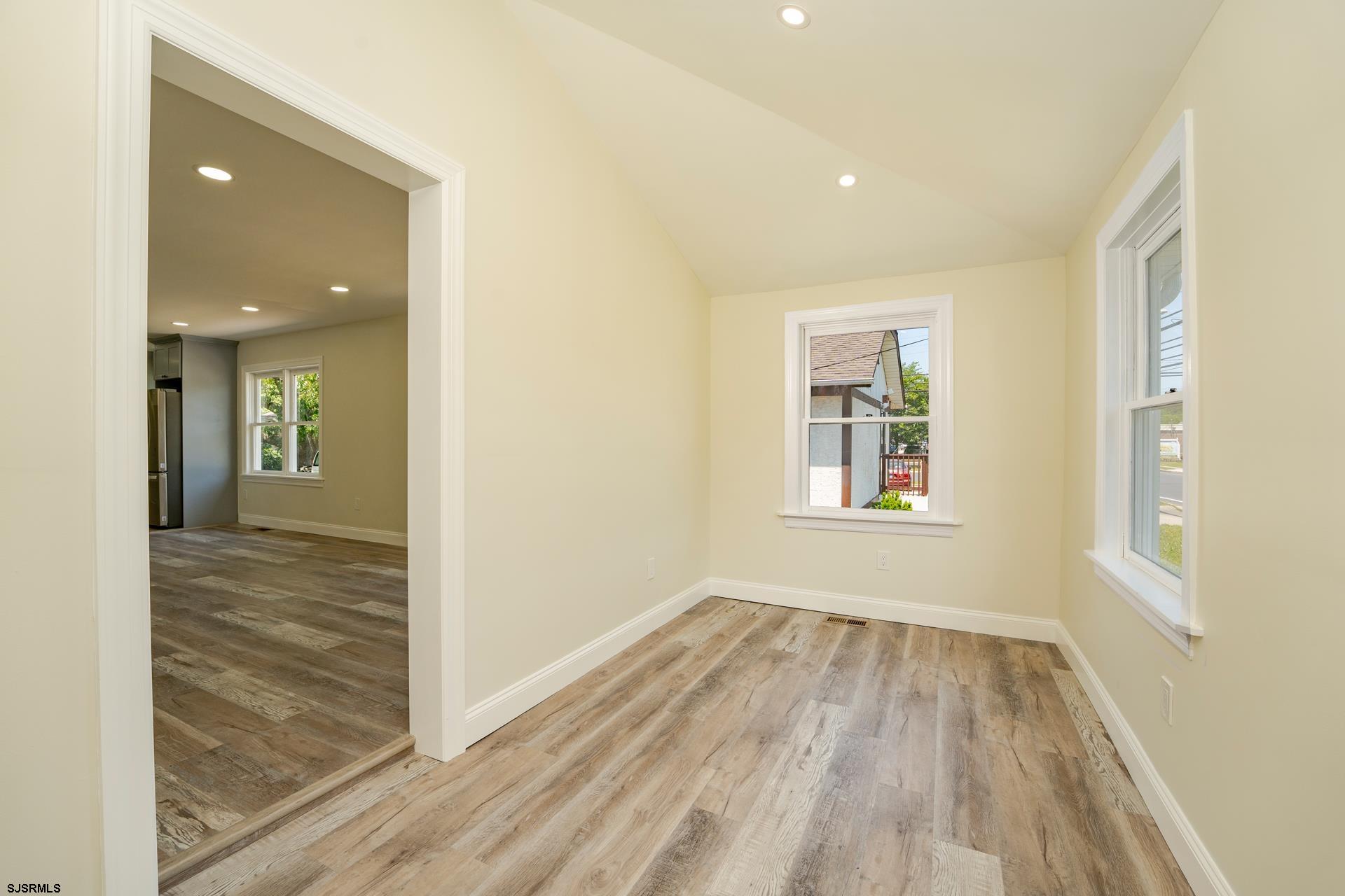 1013 New Road Northfield, NJ 08225 - Photo 5 of 31 Gallery Image 5