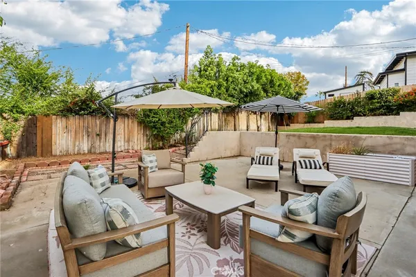 $910,000 | 1016 La Feliz Drive, Redlands, CA 92373