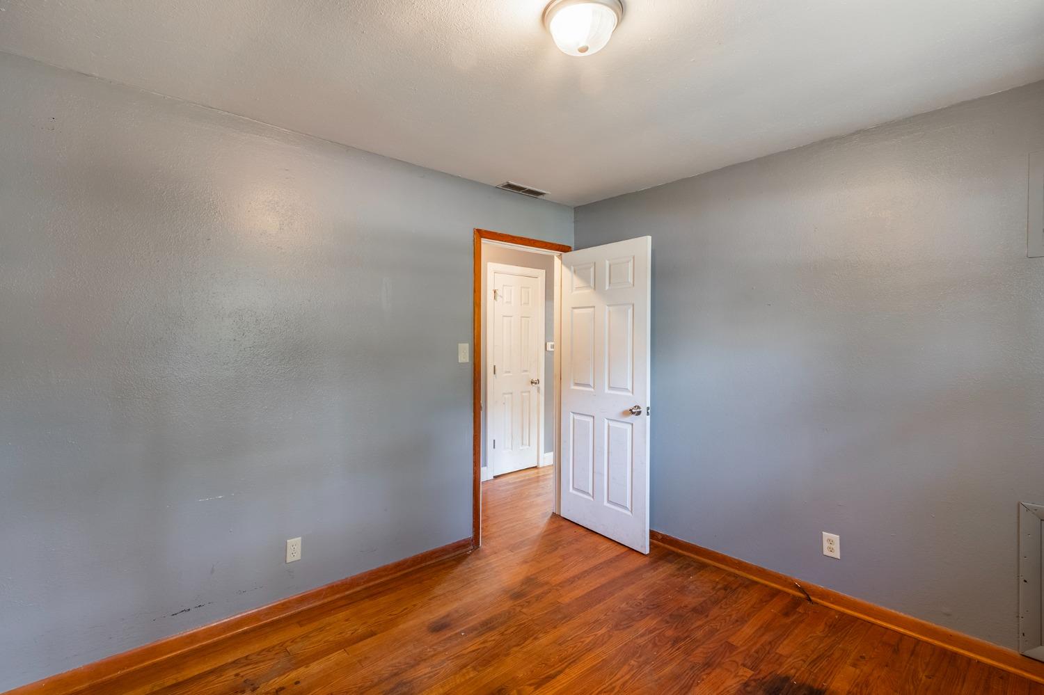 13536 Cora Road Moores Hill, IN 47032 - Photo 14 of 28 Gallery Image 14
