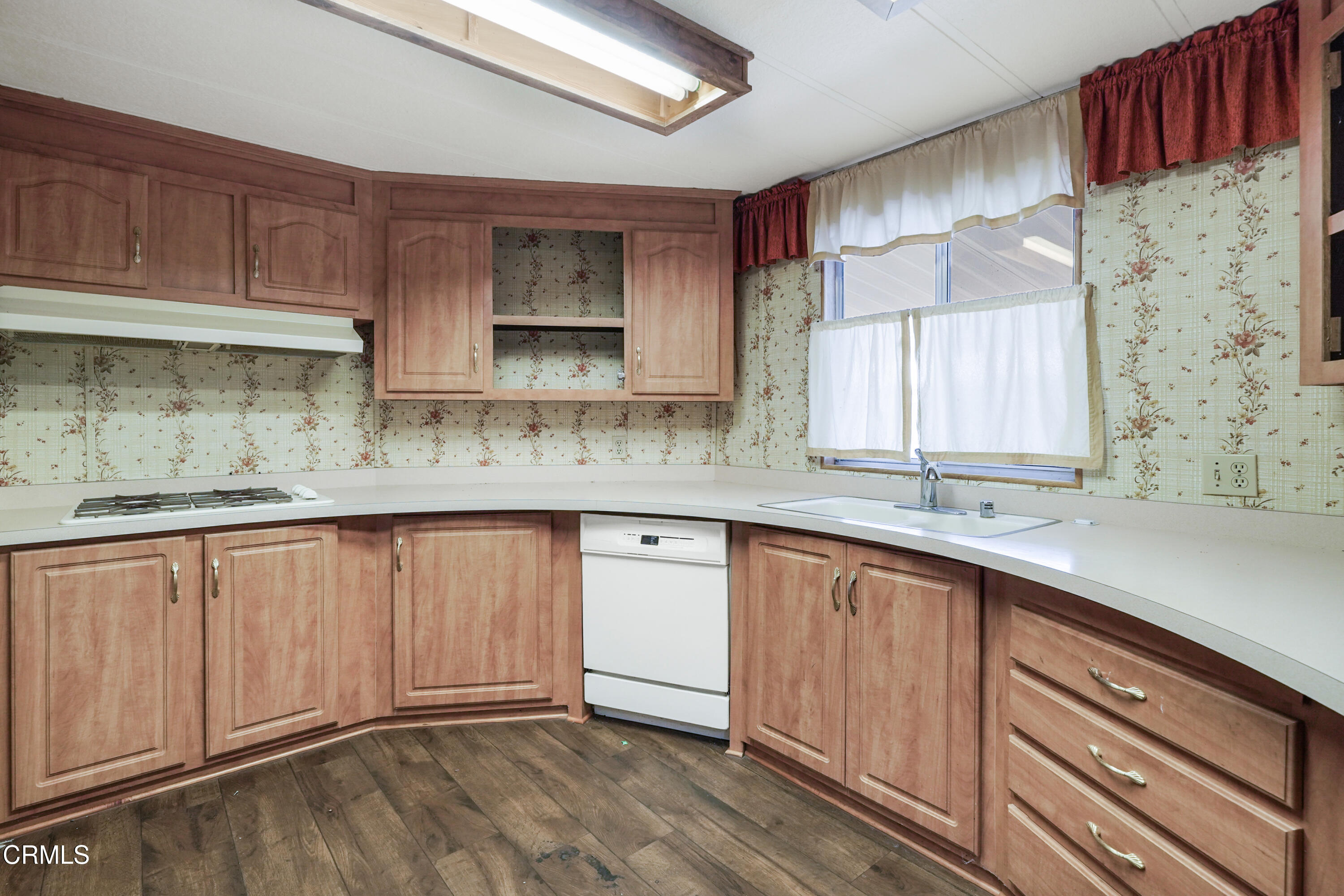 250 East Telegraph Road, Unit 319 Fillmore, CA 93015 - Photo 11 of 27 DSC07890