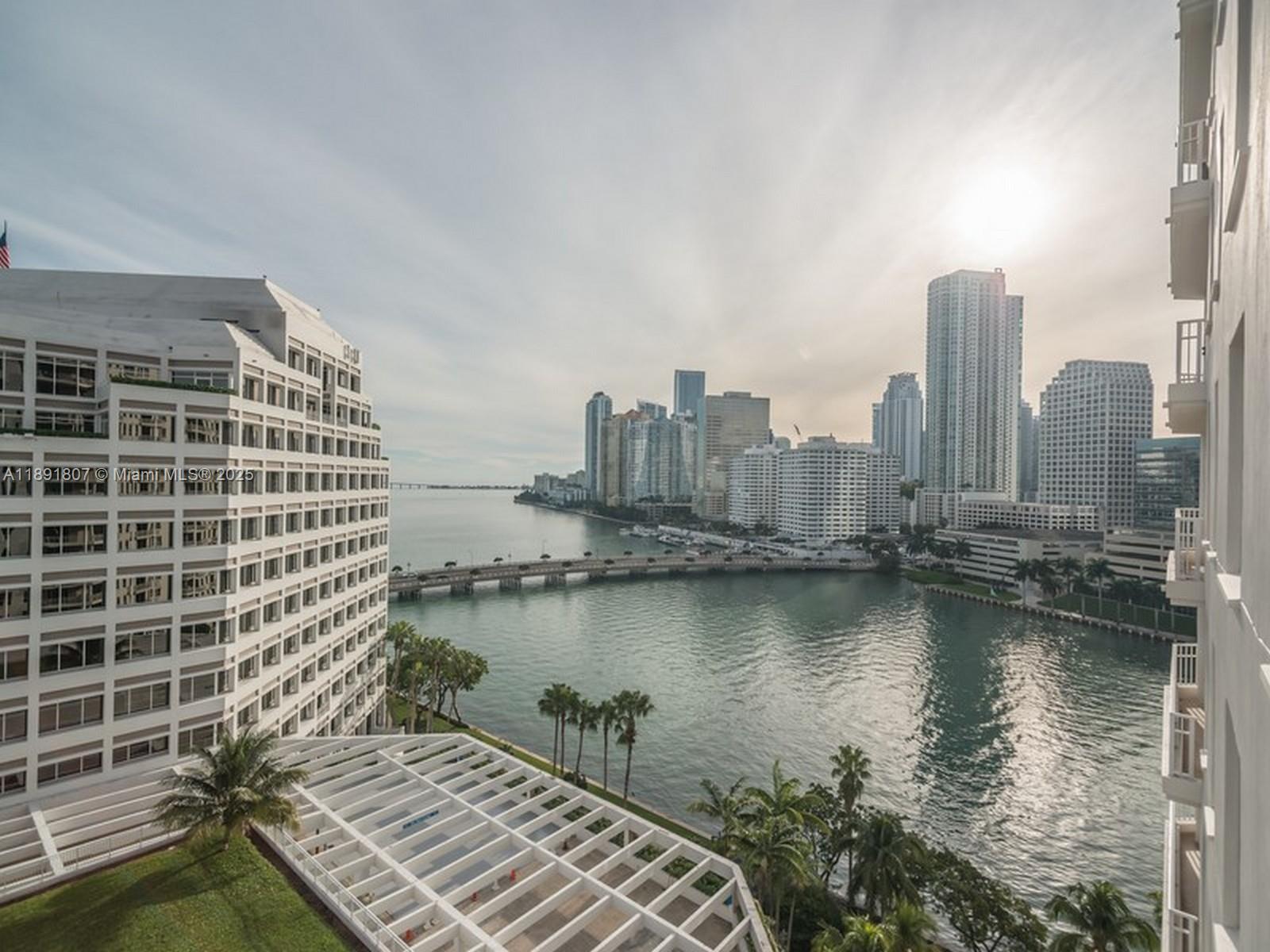 701 Brickell Key Boulevard, Unit 1411 Miami, FL 33131 - Photo 20 of 20 a view of a city with a lake