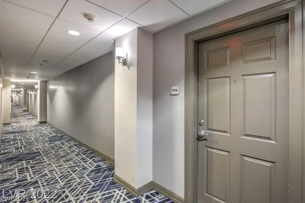 $2,465 | 150 South Las Vegas Boulevard, Unit 1018, Las Vegas, NV 89101
