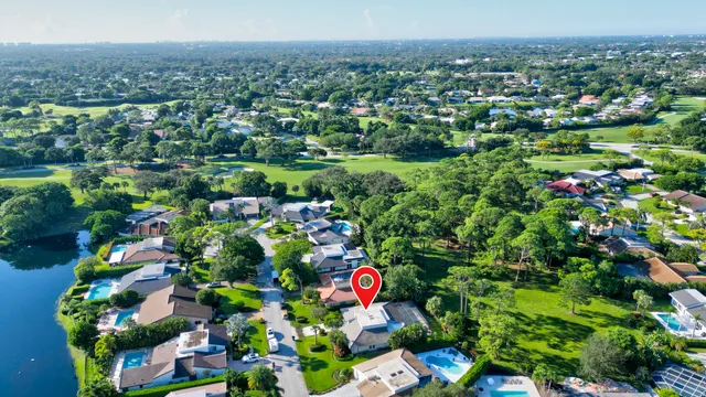 $1,465,000 | 634 West Lakewoode Circle, Delray Beach, FL 33445