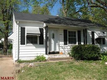 253 Estridge Road St. Louis, MO 63137 - Photo 1 of 1
