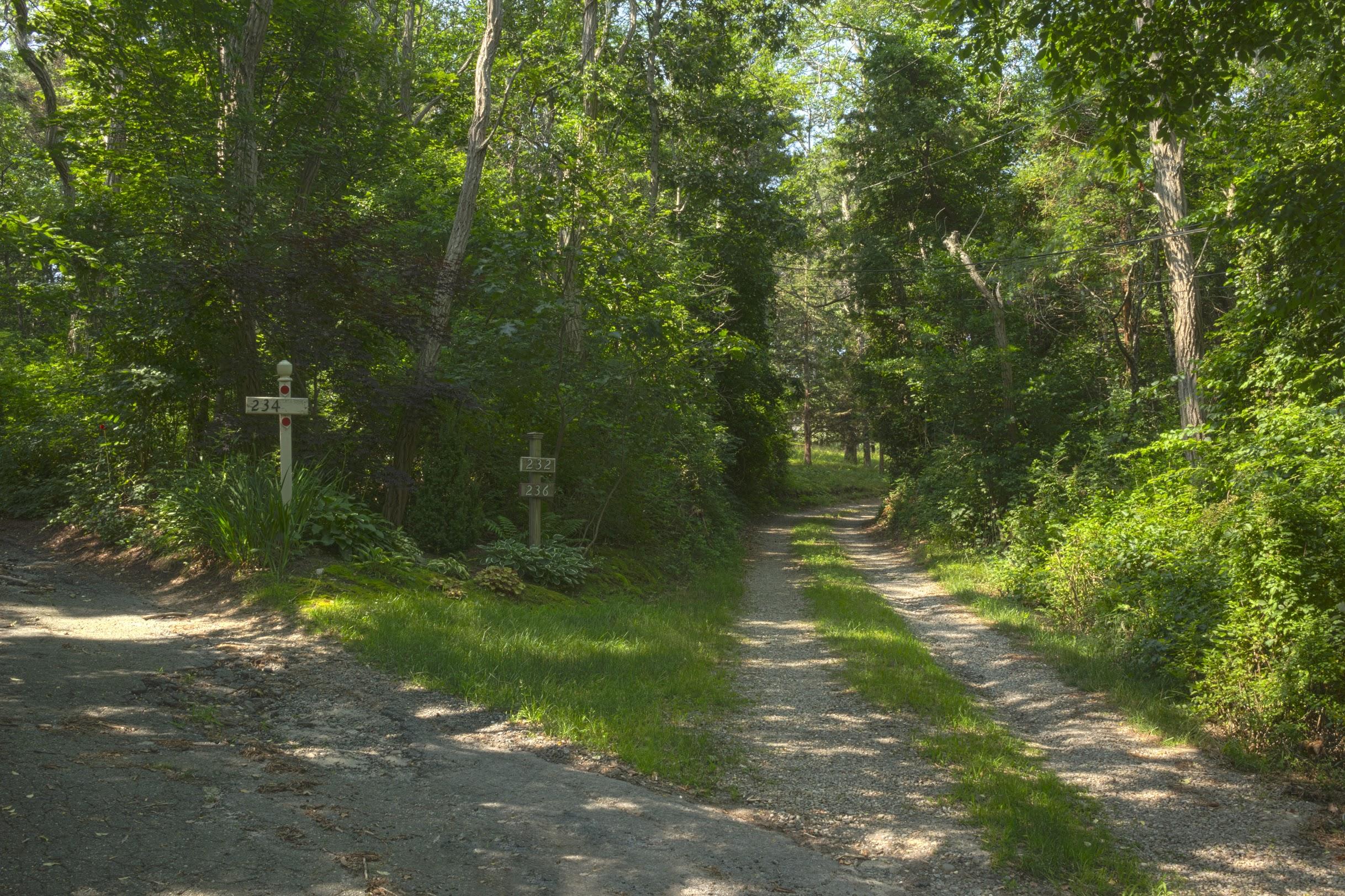 232 Old County Road East Sandwich, MA 02537 - Photo 11 of 26 14 REP Richard Website Image '18