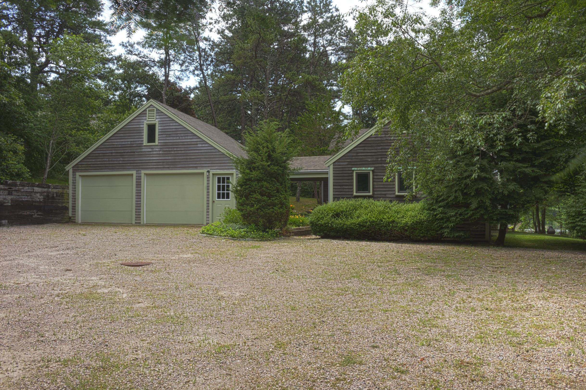232 Old County Road East Sandwich, MA 02537 - Photo 2 of 26 2 REP Richard Website Image '18