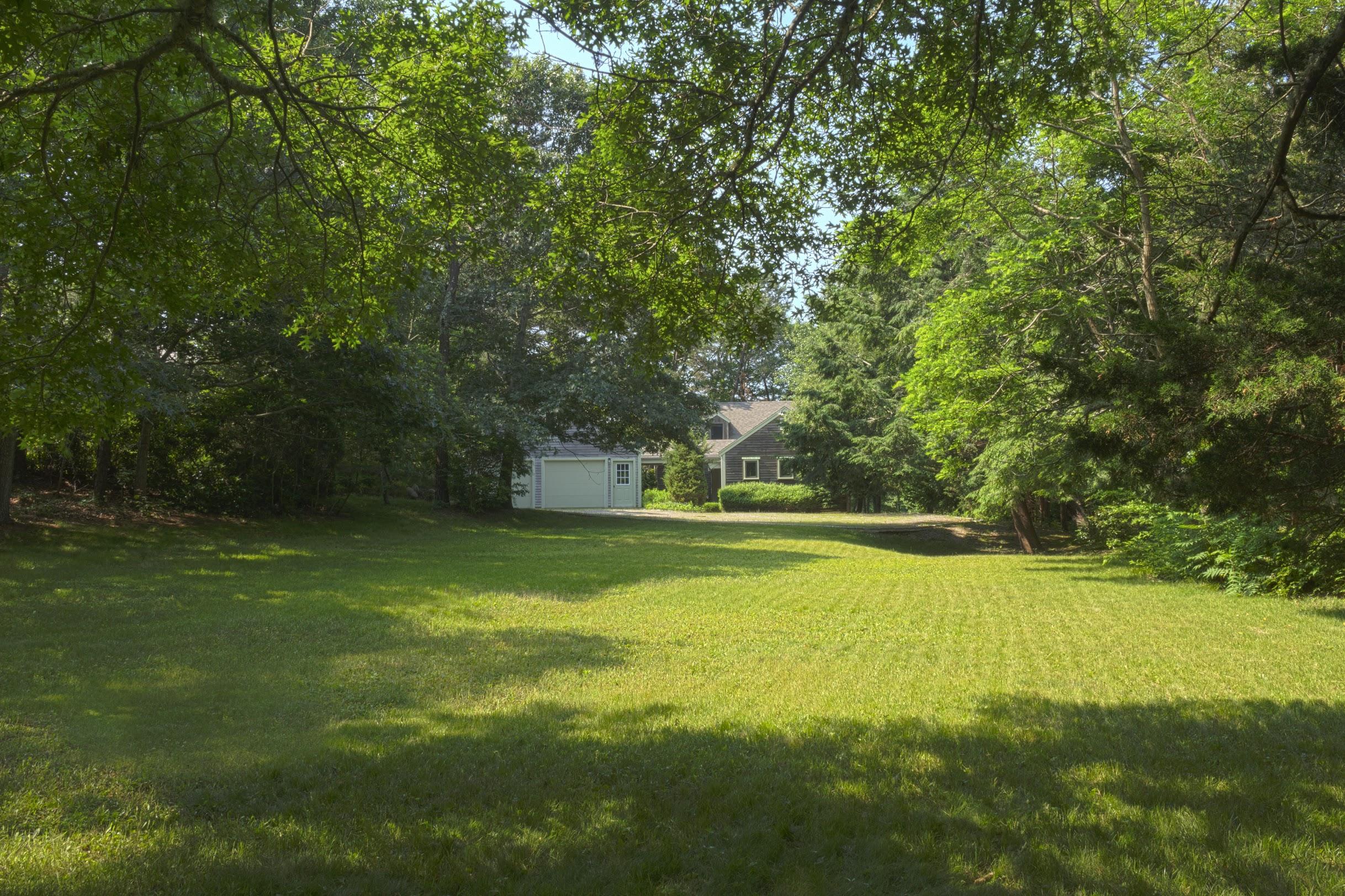 232 Old County Road East Sandwich, MA 02537 - Photo 9 of 26 11 REP Richard Website Image '18