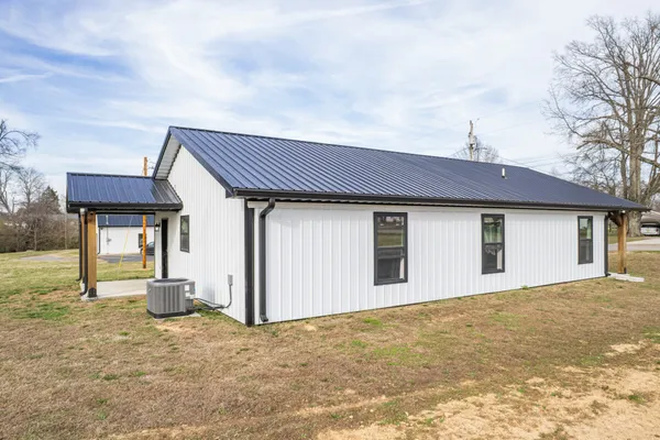 $249,000 | 234 North Walnut Street, Hohenwald, TN 38462