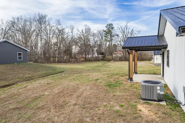 $249,000 | 234 North Walnut Street, Hohenwald, TN 38462