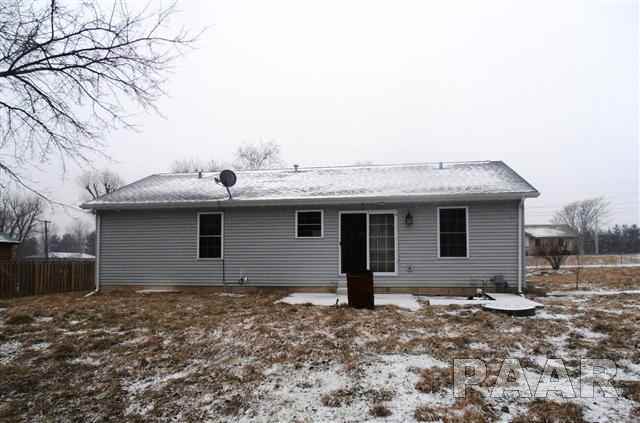 20521 Townline Road Tremont, IL 61568 - Photo 3 of 18