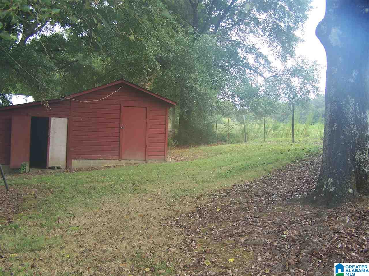 2474 County Road 27 Oneonta, AL 35121 - Photo 32 of 38