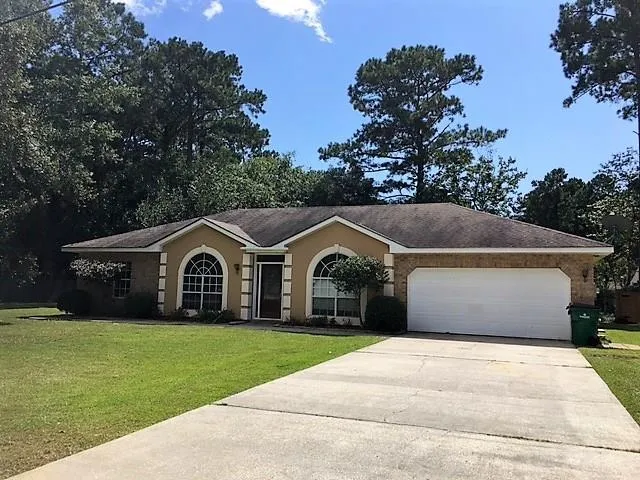 $2,300 | 19186 Antenor Street, Mandeville, LA 70471