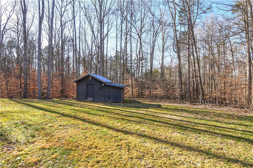 7675 Deboe Road Summerfield, NC 27358 - Photo 8 of 29 Gallery Image 8