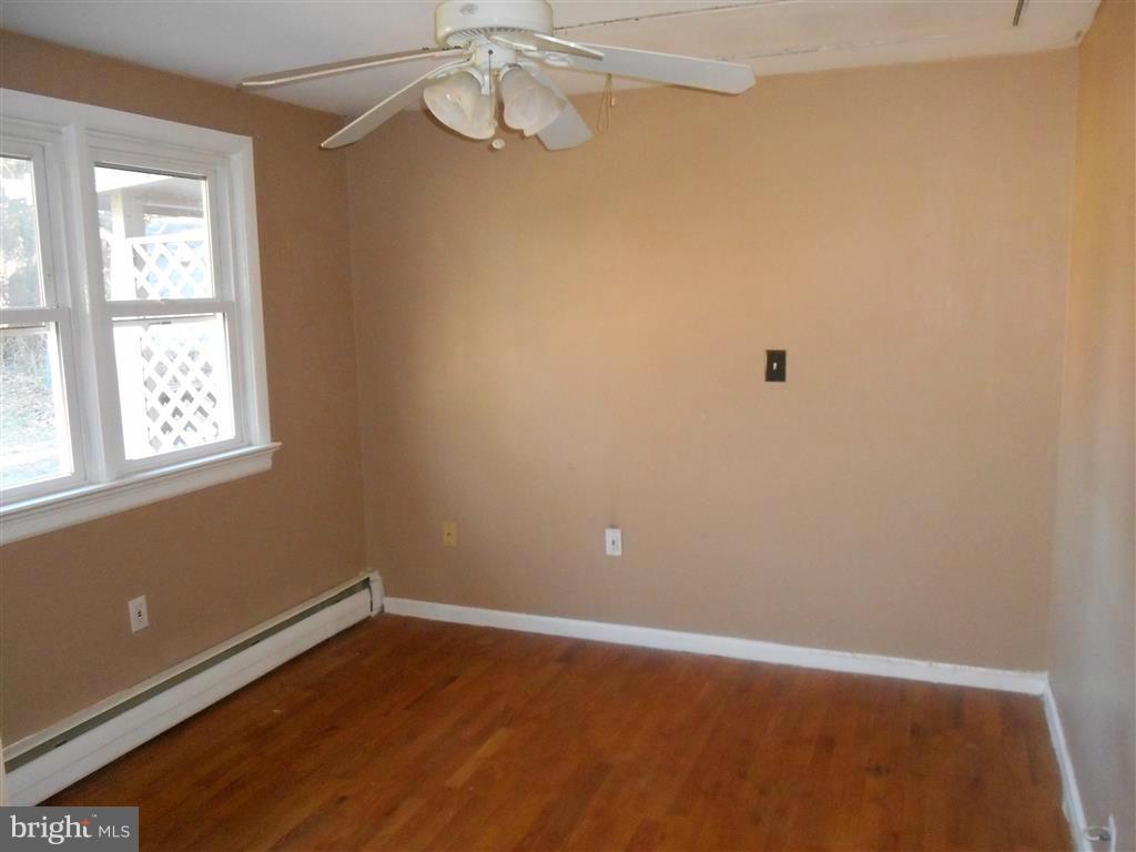 10807 Kingstead Road Damascus, MD 20872 - Photo 11 of 30 Bedroom