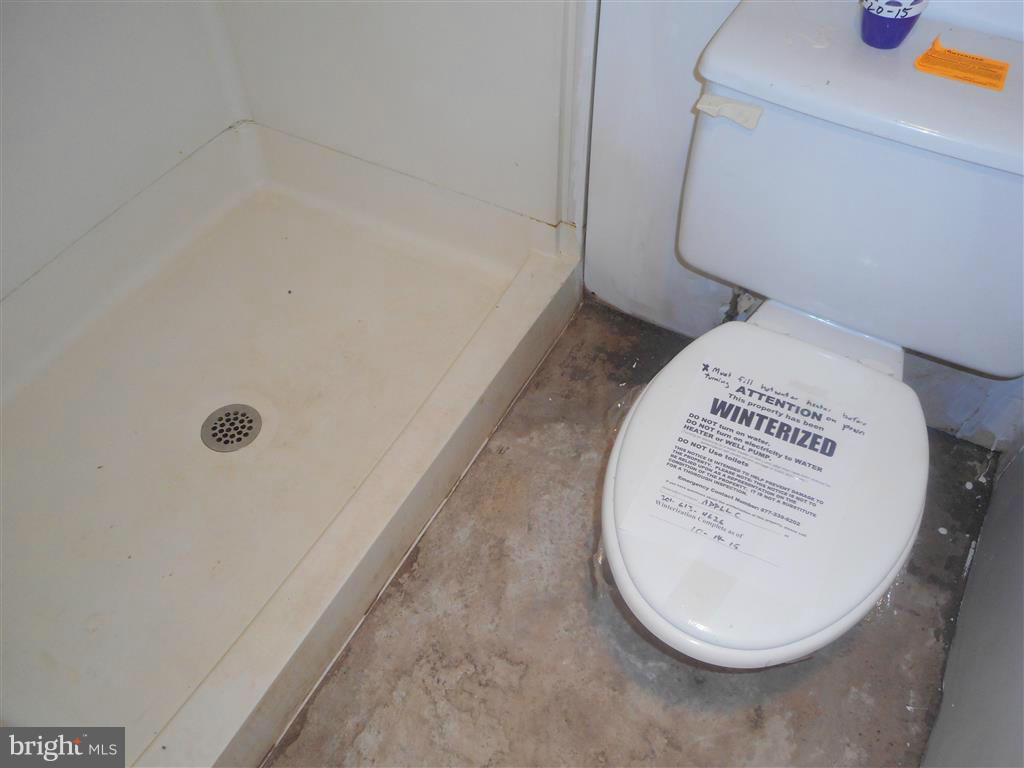 10807 Kingstead Road Damascus, MD 20872 - Photo 20 of 30 Full Bath