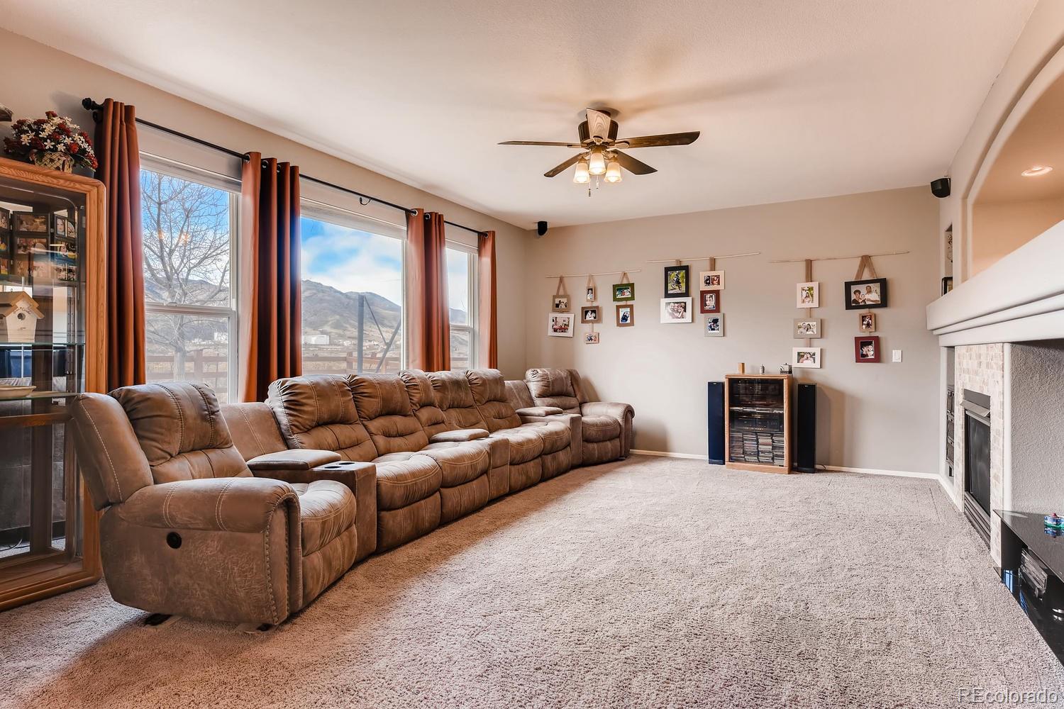 8491 Hackamore Road Littleton, CO 80125 - Photo 12 of 34 Gallery Image 12