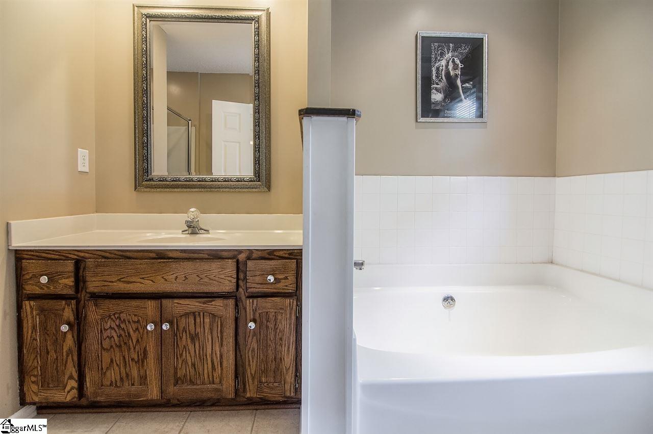 501 Hunters Hill Road Simpsonville, SC 29680 - Photo 18 of 36 Gallery Image 18
