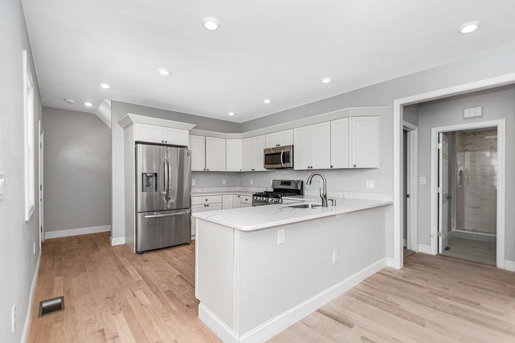 75 Kenmere Road, Unit 1 Medford, MA 02155 - Photo 12 of 28 Gallery Image 12