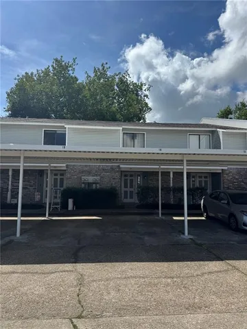 $1,375 | 382 Fairway Drive, Unit 19, Laplace, LA 70068