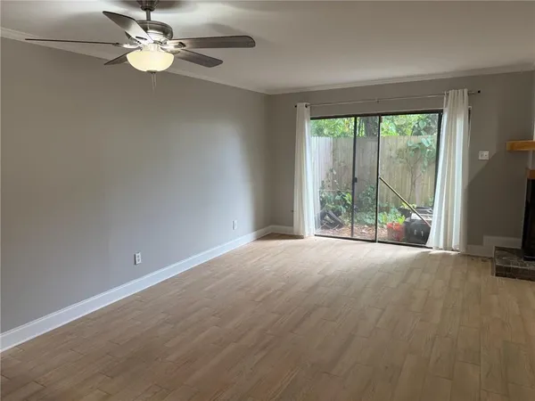 $1,375 | 382 Fairway Drive, Unit 19, Laplace, LA 70068