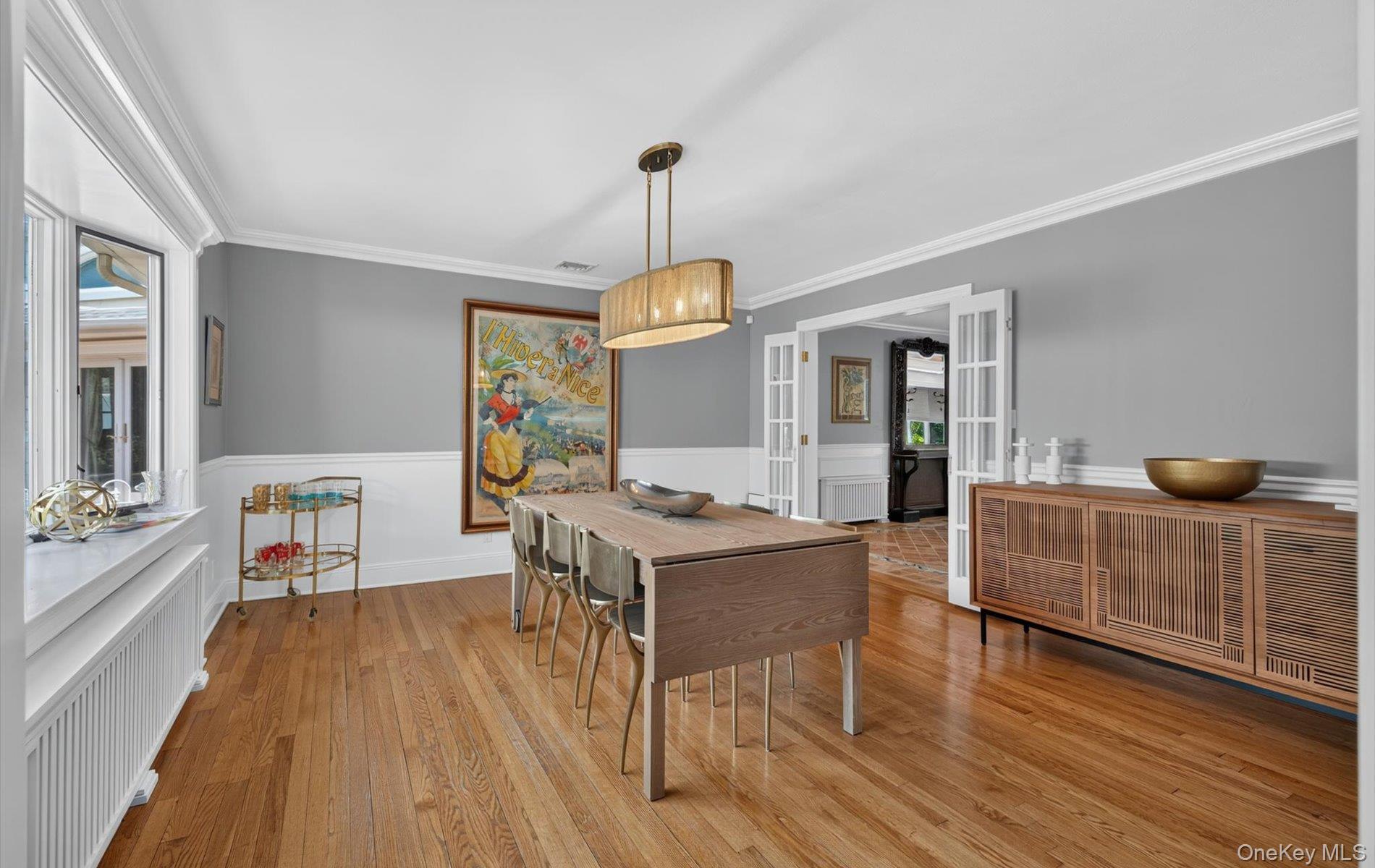 81 Lawrence Hill Road Huntington, NY 11743 - Photo 16 of 42