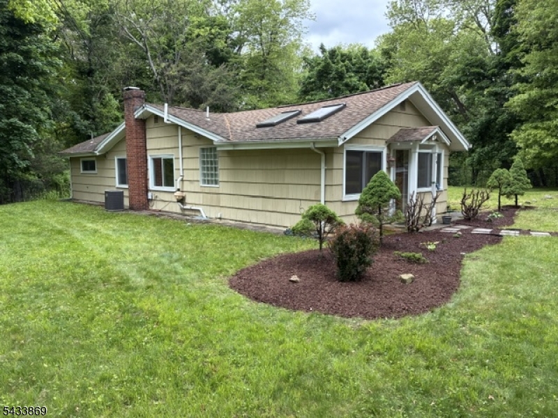 19 Crescent Road Wayne, NJ 07470 - Photo 22 of 26
