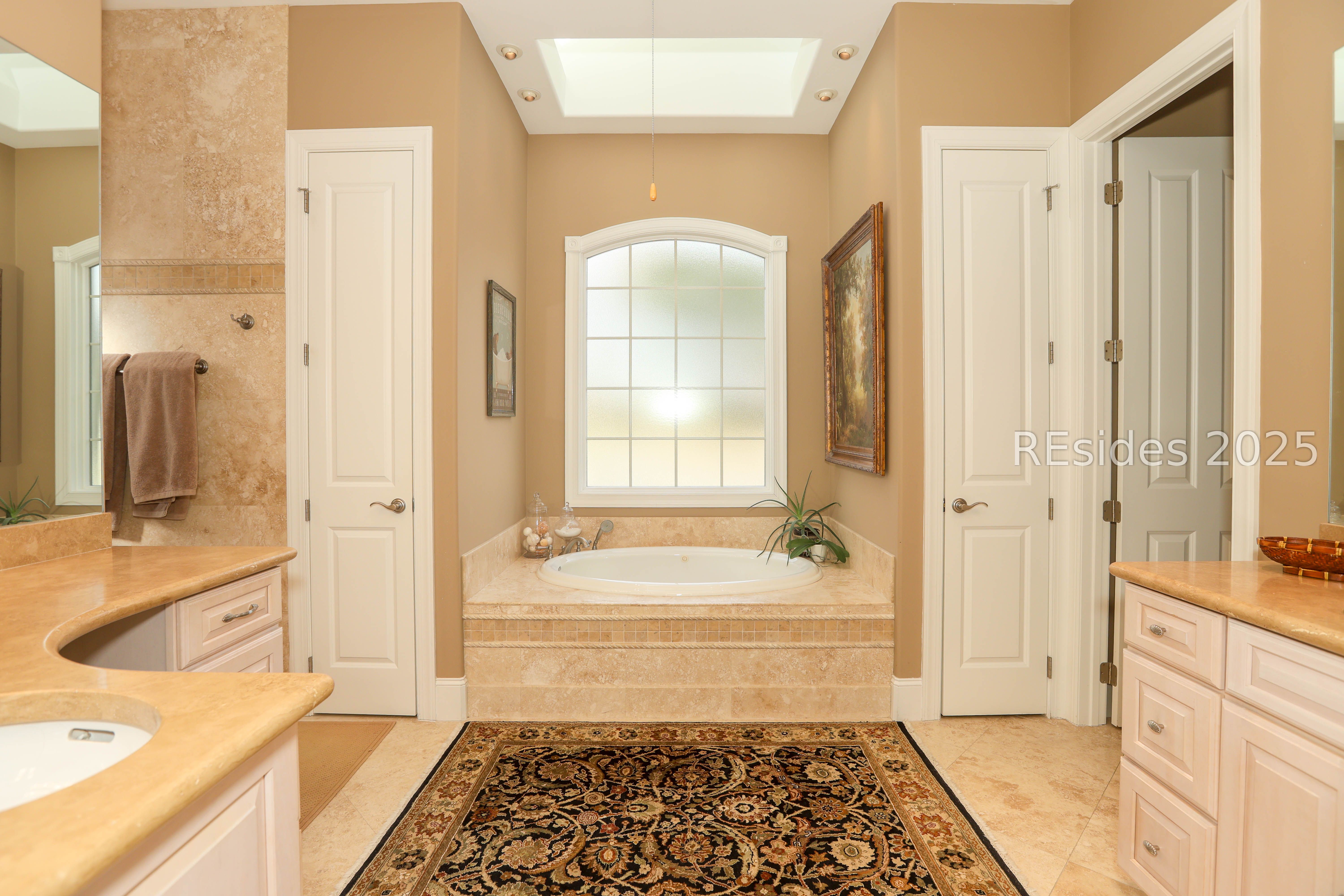 102 Cutter Circle Bluffton, SC 29909 - Photo 38 of 80 Primary Bathroom with 62 gal Jacuzzi Jetted Tub