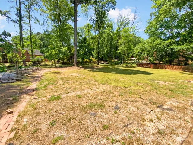 a view of an ocean view