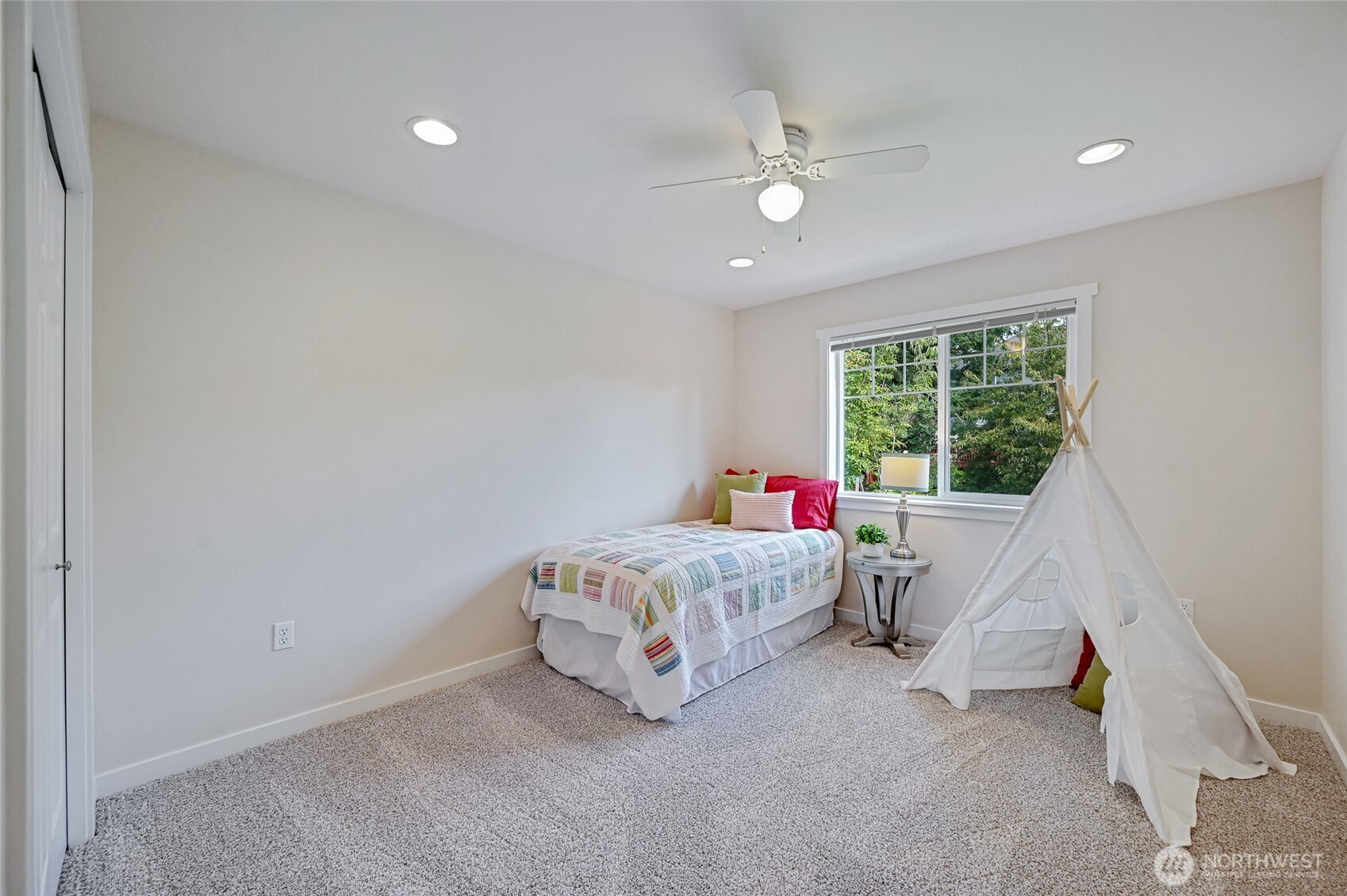 2428 Jones Avenue Northeast Renton, WA 98056 - Photo 27 of 40 Gallery Image 27