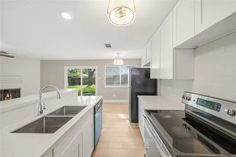 $249,900 | 6523 La Violetta Drive, Houston, TX 77083