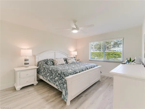 $2,650 | 354 Harbour Drive, Unit 354, Naples, FL 34103