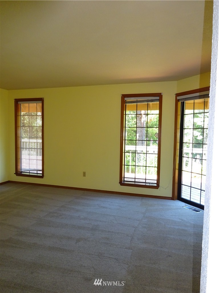 4909 Shellridge Road Northwest Olympia, WA 98502 - Photo 15 of 25 Gallery Image 15