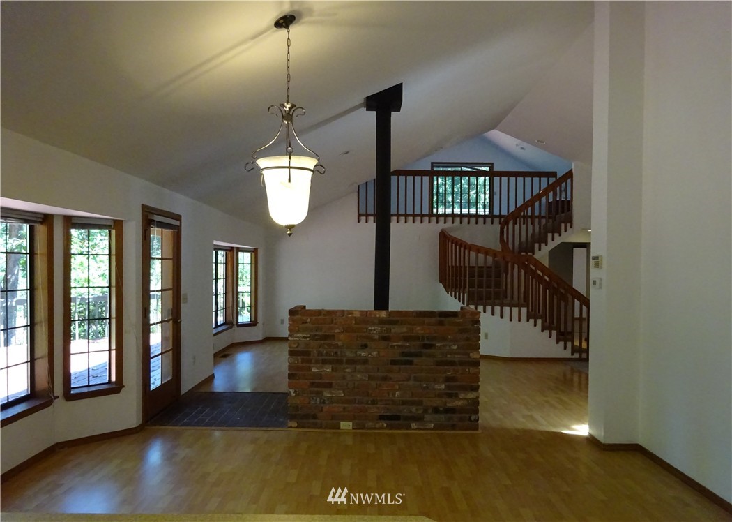 4909 Shellridge Road Northwest Olympia, WA 98502 - Photo 10 of 25 Gallery Image 10