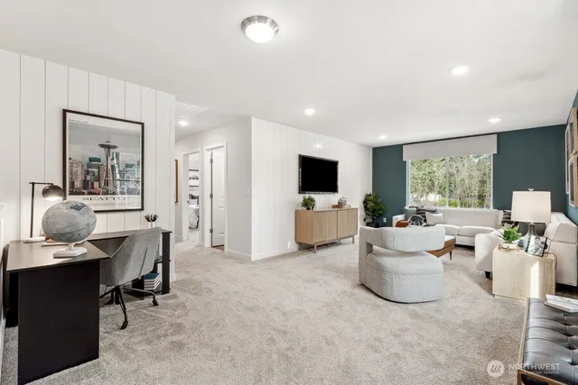 $699,990 | 17529 Northeast Midnight Sun Loop, Poulsbo, WA 98370