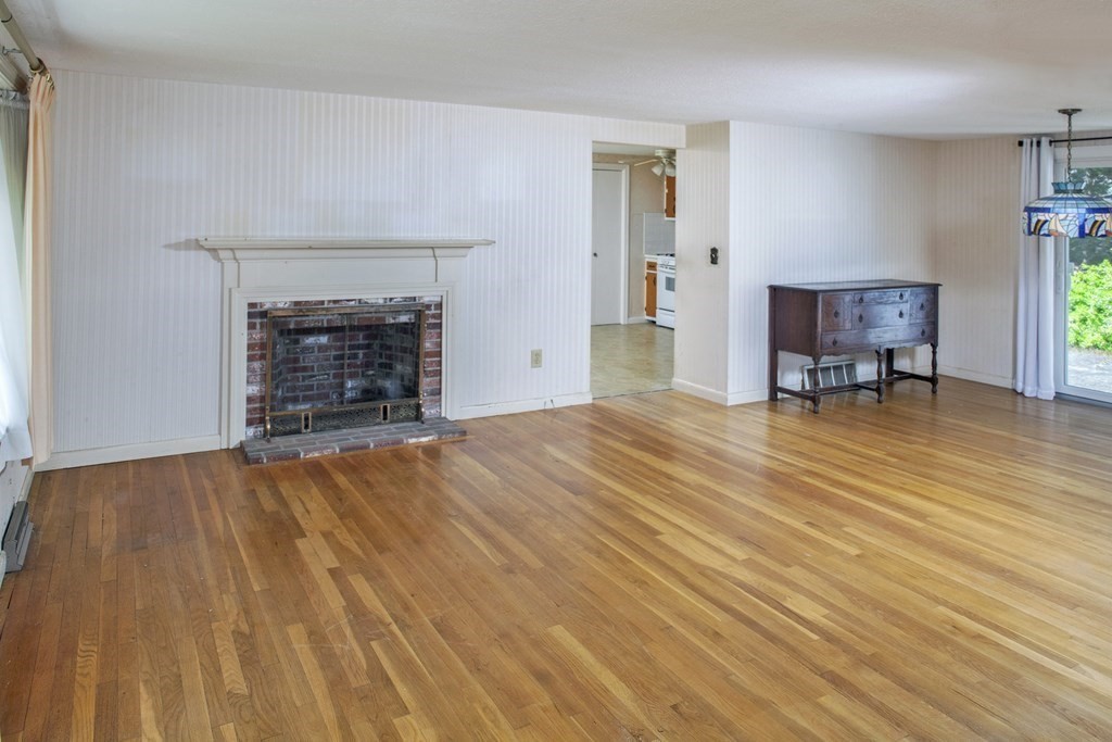 18 Swift Brook Road Yarmouth, MA 02664 - Photo 8 of 15 Gallery Image 8