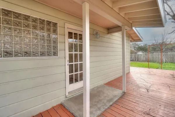 $1,850 | 913 Delaine Drive, Corpus Christi, TX 78411