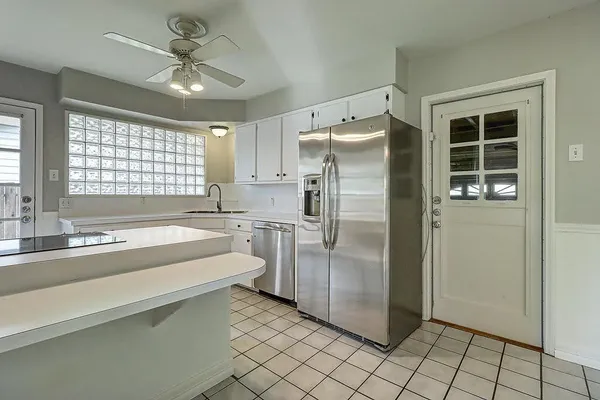 $1,850 | 913 Delaine Drive, Corpus Christi, TX 78411