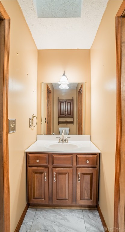 7300 Zimmerman Road St. Paris, OH 43072 - Photo 21 of 34 2ND FLOOR HALF BATH