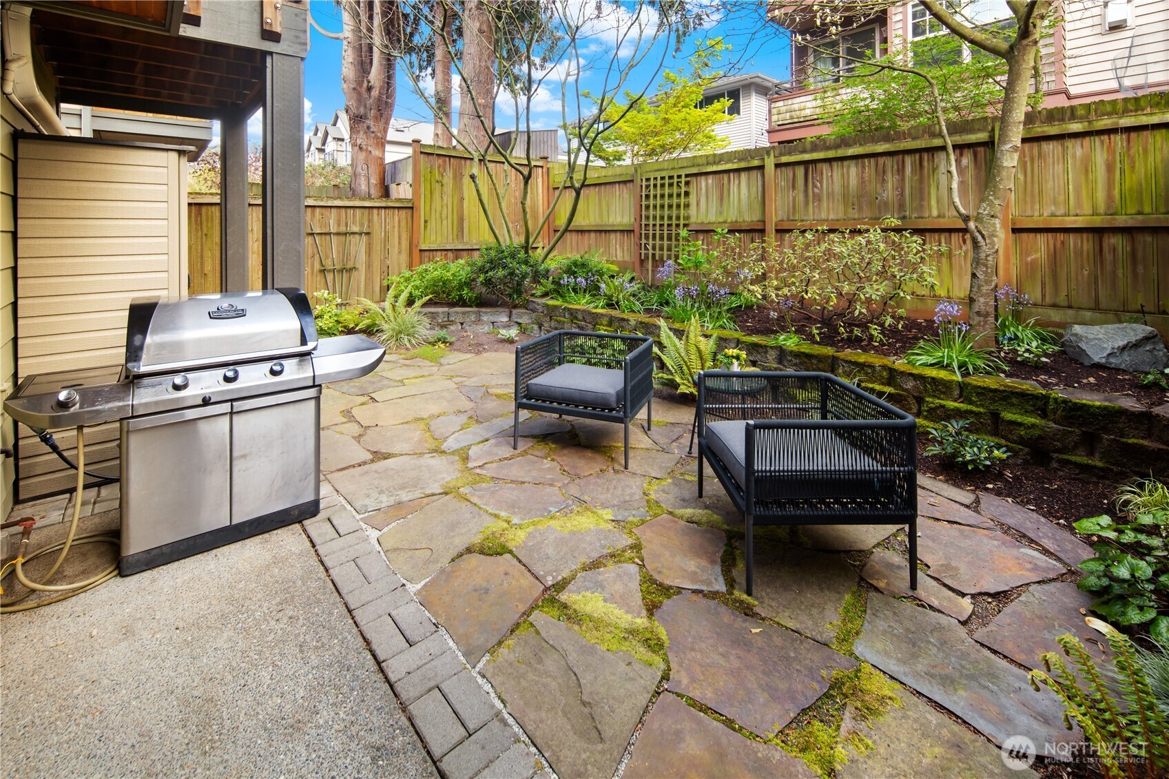 2614 Northwest 57th Street, Unit B Seattle, WA 98107 - Photo 24 of 35