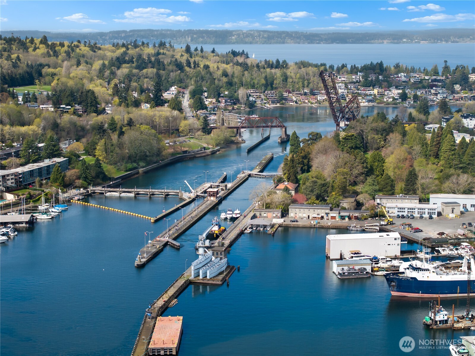 2614 Northwest 57th Street, Unit B Seattle, WA 98107 - Photo 33 of 35