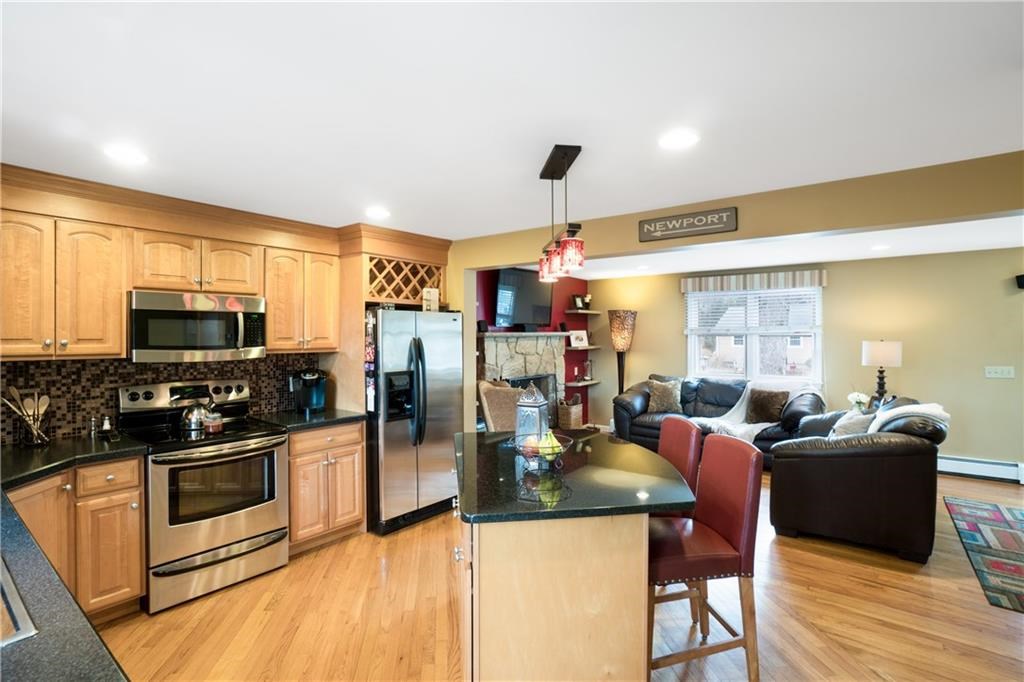 58 Valley Road East Greenwich, RI 02818 - Photo 3 of 9 Gallery Image 3