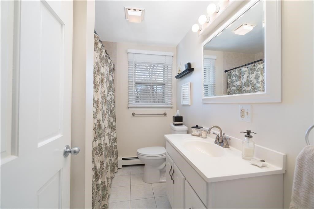 58 Valley Road East Greenwich, RI 02818 - Photo 7 of 9 Gallery Image 7