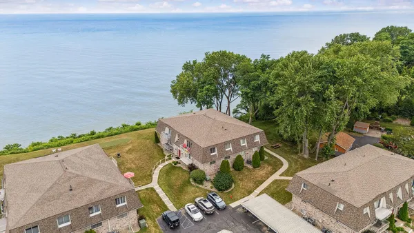 $275,000 | 3610 Lakeshore Drive, Unit 1C, St. Joseph, MI 49085