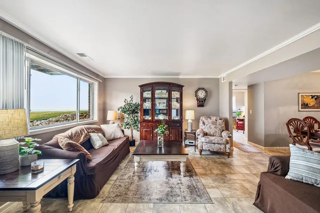 $275,000 | 3610 Lakeshore Drive, Unit 1C, St. Joseph, MI 49085