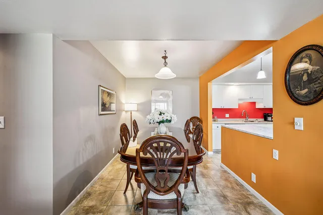 $275,000 | 3610 Lakeshore Drive, Unit 1C, St. Joseph, MI 49085